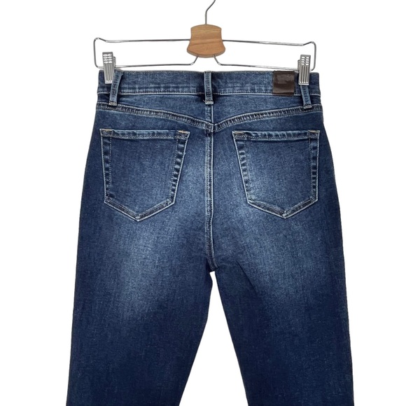 Level 99 High Rise Straight Crop Jeans - Picture 10 of 12